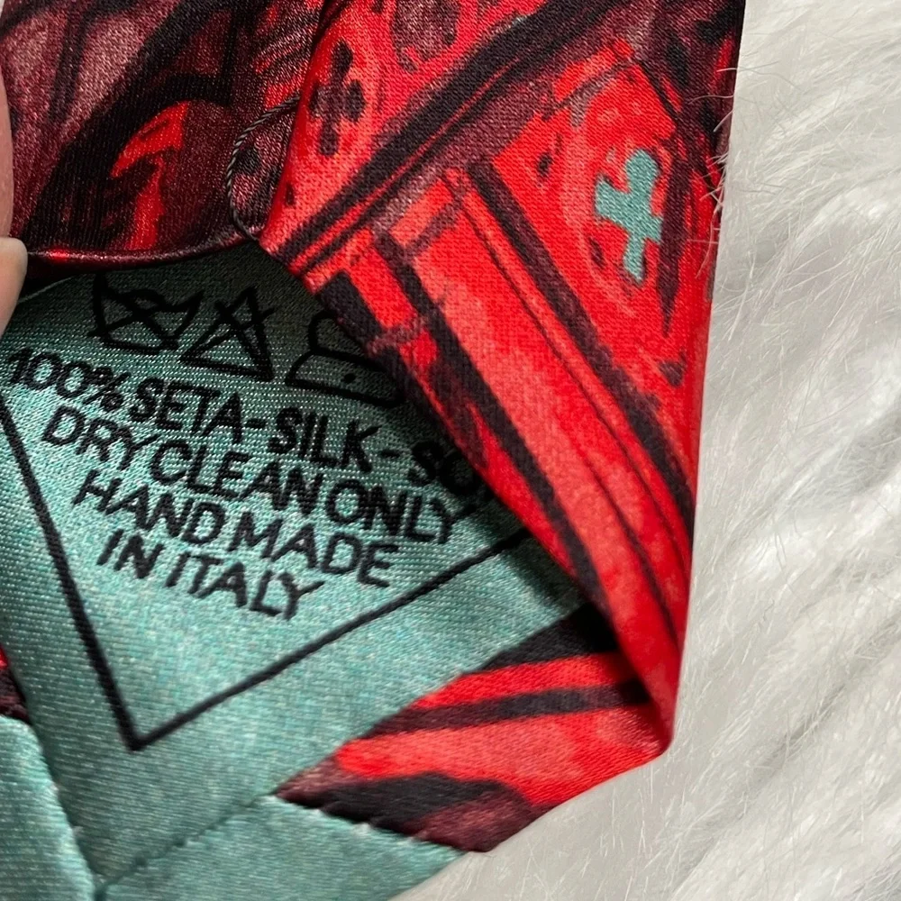 Italo Ferretti | Red and Blue 100% Seta-Silk Tie and Pocket Square - Italy